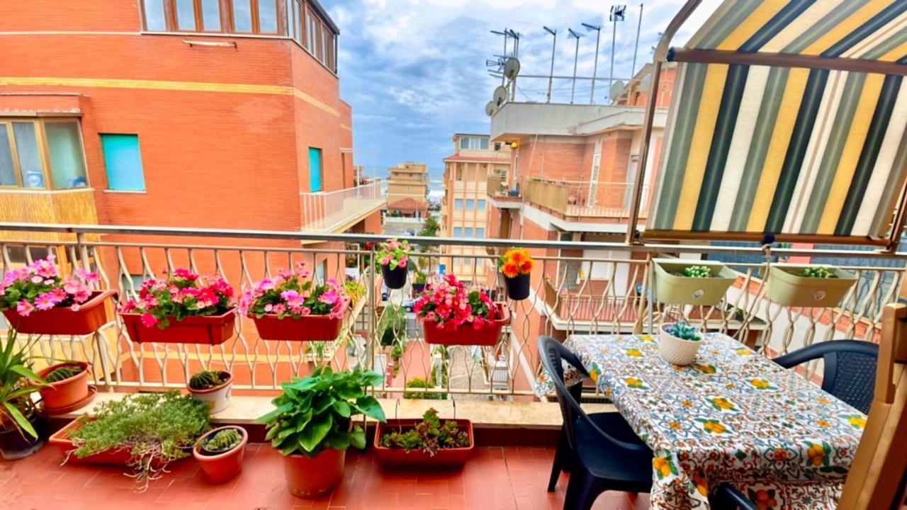 Penthouse Salus Sea View Terrace Lido di Ostia Exterior foto
